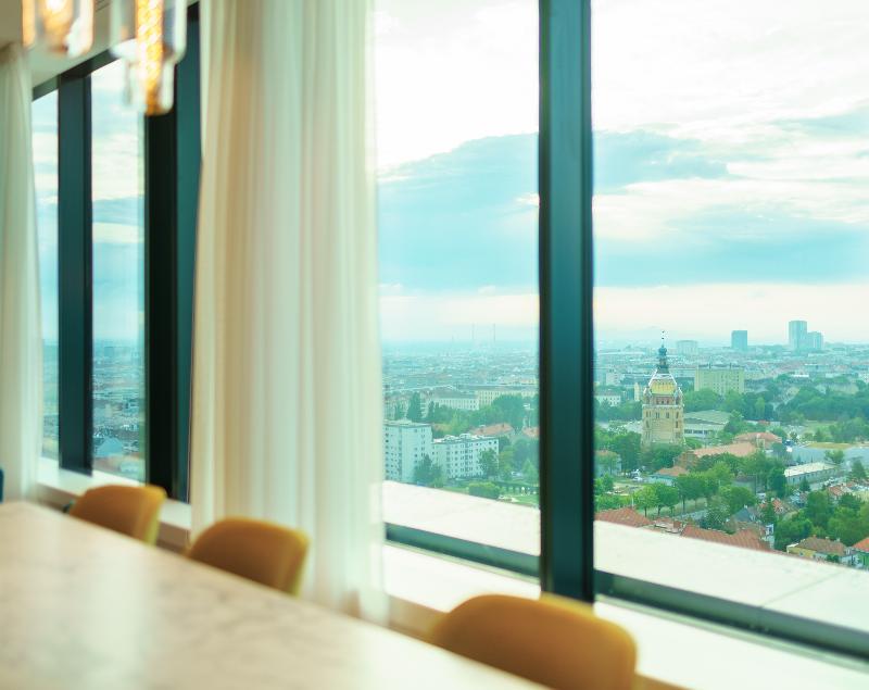 Clarion South Viena